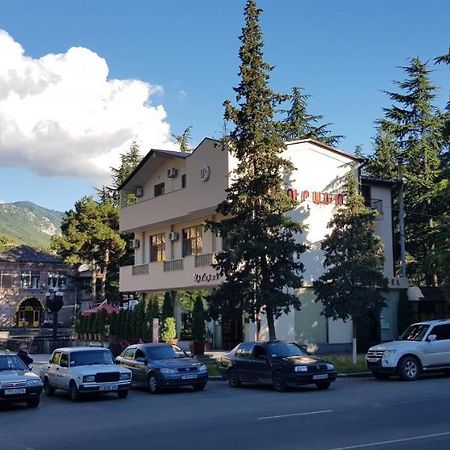 Ruzan Hotel Ijevan Eksteriør billede