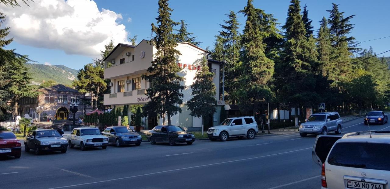 Ruzan Hotel Ijevan Eksteriør billede