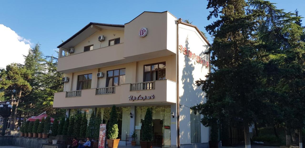 Ruzan Hotel Ijevan Eksteriør billede