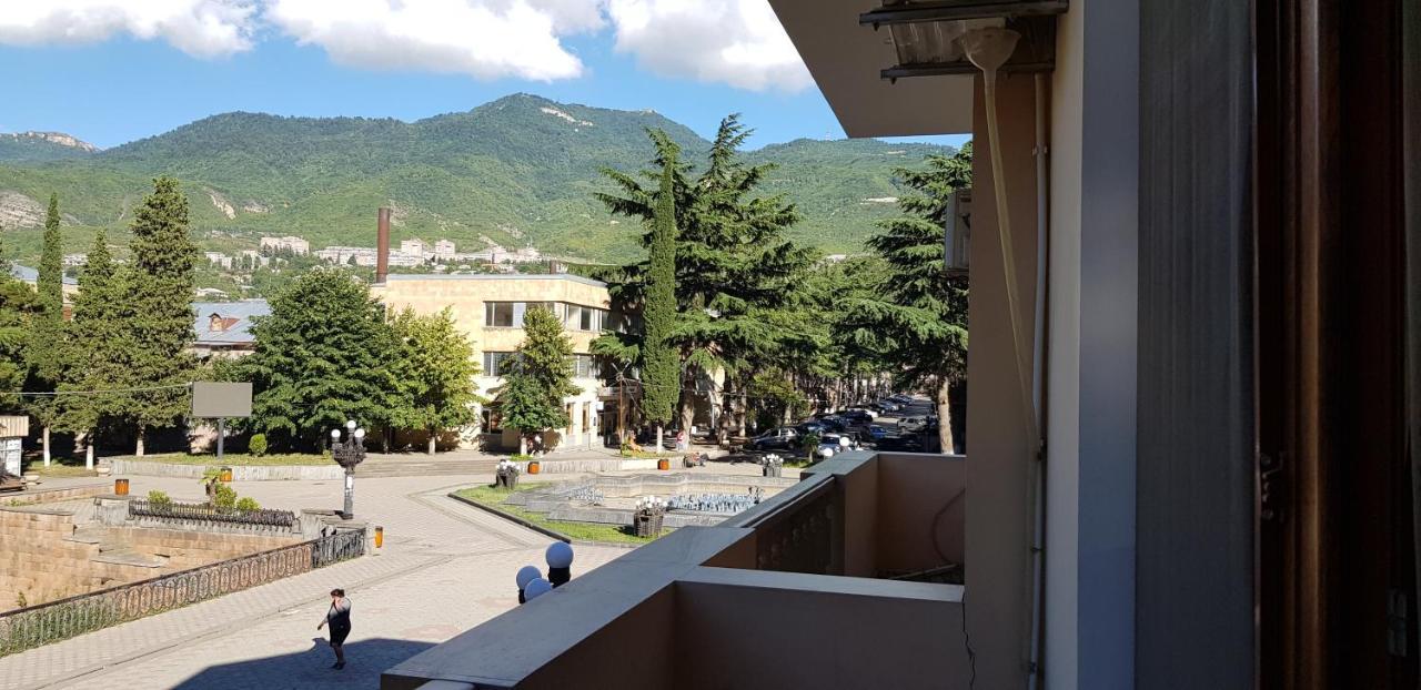 Ruzan Hotel Ijevan Eksteriør billede