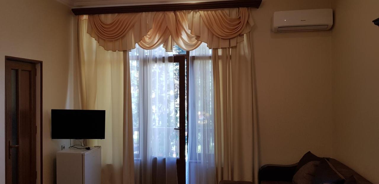 Ruzan Hotel Ijevan Eksteriør billede