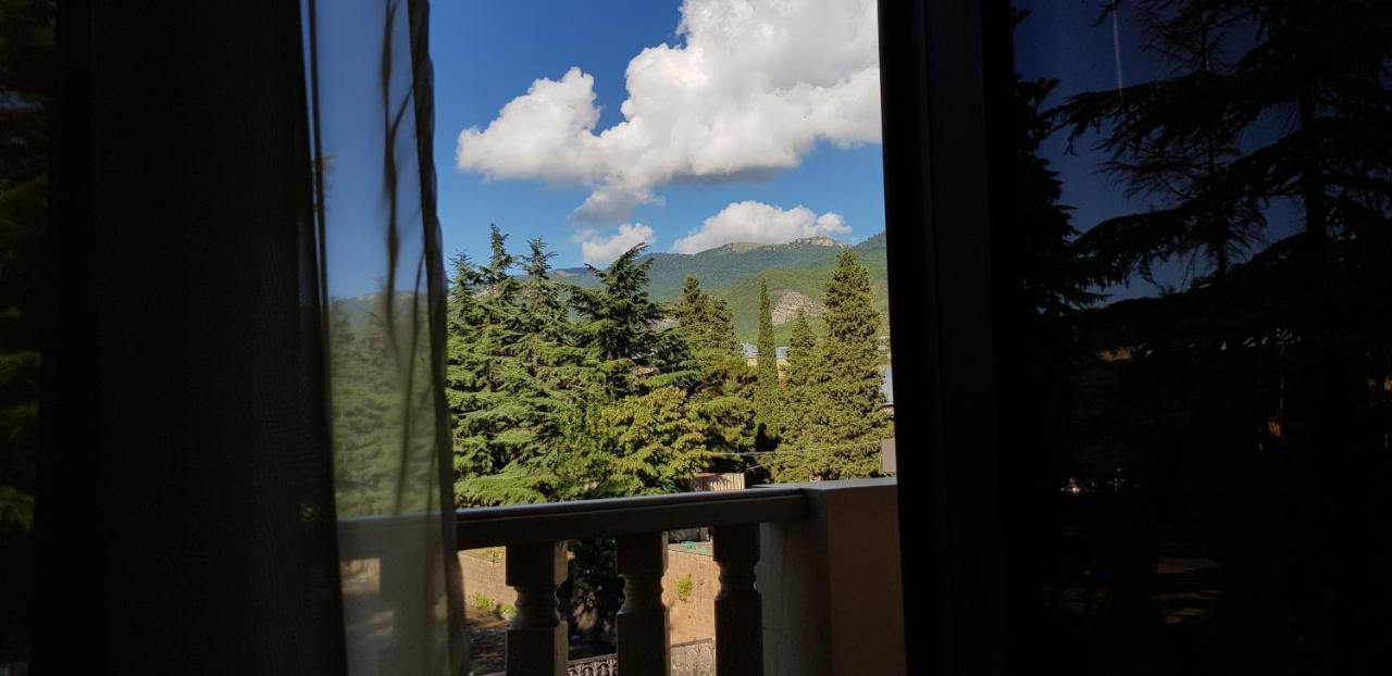 Ruzan Hotel Ijevan Eksteriør billede